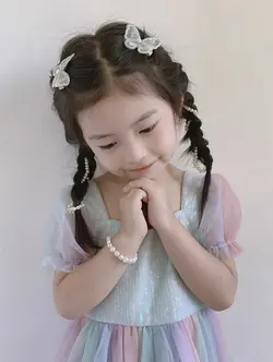 ریسه مو مرواریدی (پروانه ای)