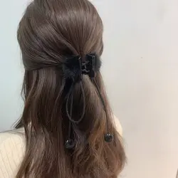 کلیپس پوم پوم آویز دار