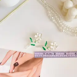 گیره پنسی مجلسی گل رز سفید