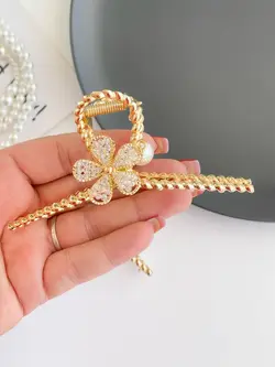 کلیپس فلزی مجلسی بابونه کریستالی آویز مرواریدی