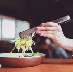 انبر سالاد ویکتوریا