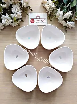 پیاله ماست و ترشی سه گوش پایه دار