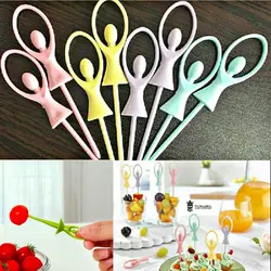 چنگال مزه و خرما و زیتون بالرین