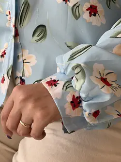 شومیز گل گلی یقه چینی - فروشگاه آنلاین گیوا