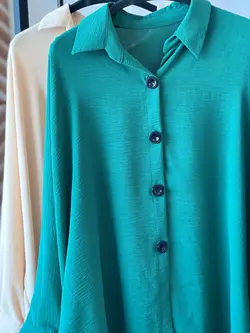 مانتو دکمه دار ابرو و بادی - فروشگاه آنلاین گیوا