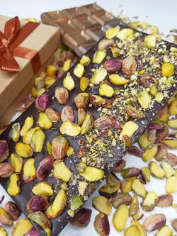 پسته شکلاتی گهربد