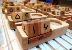 نظم دهنده و تقویم رومیزی چوبی با تراریوم Doct