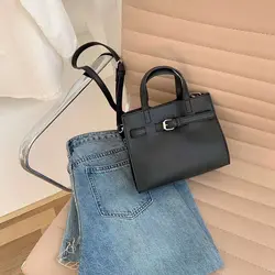 کیف زنانه شرانگ جلو قرقره برش دار (وارداتی) کد ۱۴۲۵۴