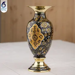 گلدان برنجی به سبک زرینه