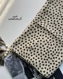 شال پلیسه شکوفه