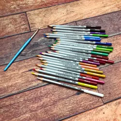 مداد رنگی ۲۴ رنگ آبرنگی آریا