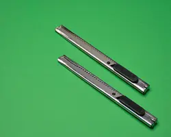 کاتر فلزی ۳۰ درجه باریک