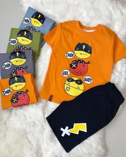 تیشرت و شلوارک سه دزد