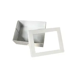 جعبه شیرینی پنجره دار 750 گرمی سفید - ملک مقوا