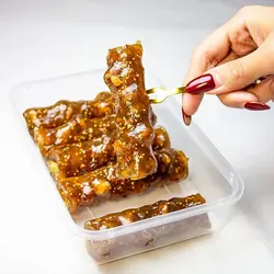 خرید سجوک گردویی و انجیری شهدمزدکان -300 گرم