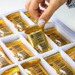 خرید حلوا سوهان بادامی 42 درصد فاقد شکر و روغن مبرهن خوانسار- 450 گرم