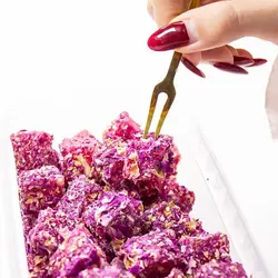 خرید لوکوم گل محمدی مغزدار تاج دشت تبریز - 900 گرم