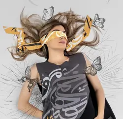 تاپ و دستمال گردن از عشق