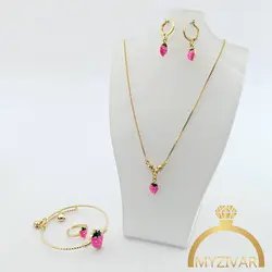 ست بچگانه مدل توت فرنگی طرح طلا کد 12003