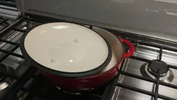 ماهیتابه درب‌دار چدنی شفر مدل 4575