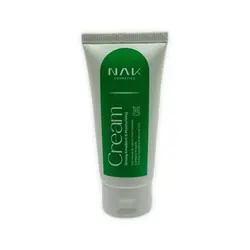 کرم نرم و مرطوب کننده دست و کوتیکول ناخن 60 ml حاوی لانولین (عصاره پشم گوسفند)  پروپولیس و عصاره خیار مناسب پوست خشک , حساس و نرمال
