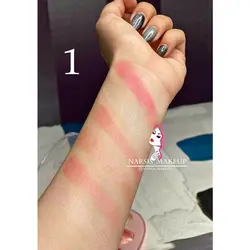 پلت هایلایتر و رژگونه قلبی
