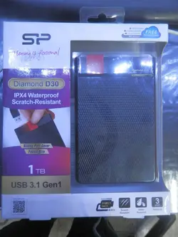 هارد دیسک اکسترنال سیلیکون پاور مدل D30 ظرفیت 1 ترابایت