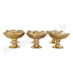 پیاله پایه دار برنجی طرح طاووس لبه قلعه 4 اینچ - نوین برنز