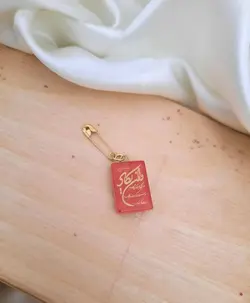 سنجاق سینه ۱۷۳۳۷۱