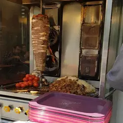 دستگاه دونر کباب با شعله اجاق گازی