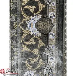 فرش ماشيني خاطره کوير کاشان 1200شانه با تراکم 3600 آکروليک طرح تخت طاووس زغالی هايبالک