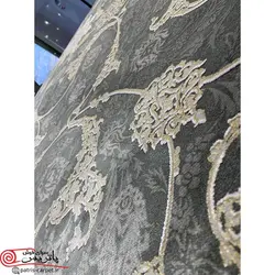 فرش ماشيني خاطره کوير کاشان 1200شانه با تراکم 3600 آکروليک طرح تخت طاووس زغالی هايبالک