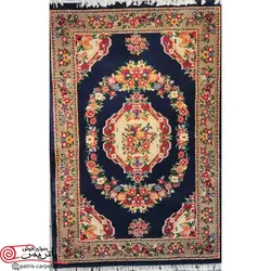 فرش گبه طرح گلاب سرمه ای با تراکم بالا و برند پاتریس
