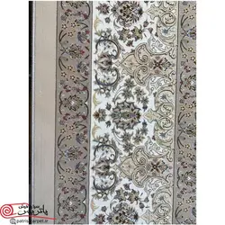 فرش ماشيني با برند خاطره کویر کاشان 1500شانه با تراکم 4500 آکروليک طرح گل افشان کرم - صدفی