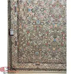 فرش ماشيني شاهکار صفویه 1200شانه با تراکم 3600 آکروليک طرح 5657 فیلی