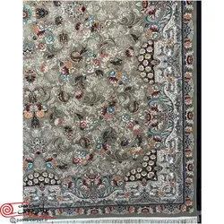 فرش ماشيني شاهکار صفویه 700 شانه با تراکم 2550 آکروليک طرح 5666 فیلی
