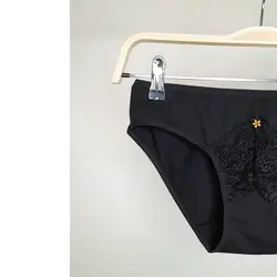 شورت نخ دانتل ویرا vira کد 501 مشکی