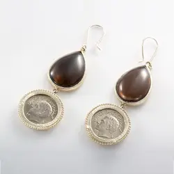 گوشواره سکه و سنگ‌سیاه