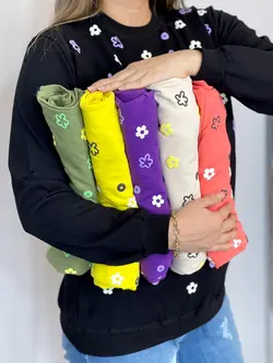 بلوز قواره دار گلریز کد 7075