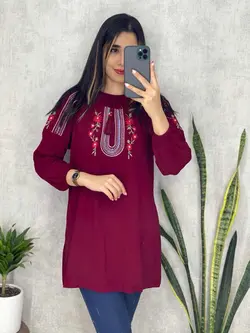 شومیز نخی سرشانه و سرسینه گلدوزی کد 3154