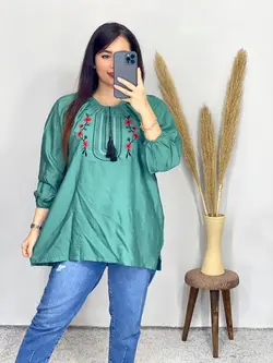 شومیز گلدوزی شده منگوله دار کد 3168
