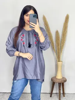 شومیز گلدوزی شده منگوله دار کد 3168