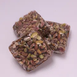 کنجد پسته ای