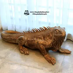 مجسمه‌ی اگوانا