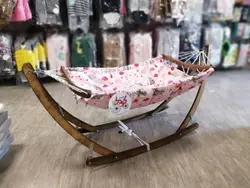 گهواره سنتی چوبی تاشو