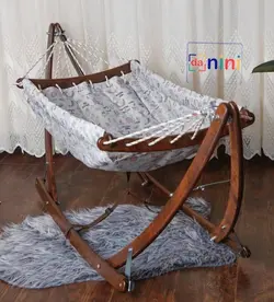 گهواره سنتی چوبی تاشو - فروشگاه سیسمونی روژان