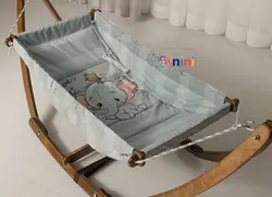 گهواره سنتی چوبی تاشو جنس متوسط danini - فروشگاه سیسمونی روژان