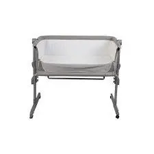 تخت کنار مادر پیرگاردین pierre cardin