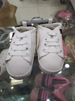 پاپوش نوزادی سفید نیو استار newstar - فروشگاه سیسمونی روژان