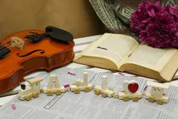 حروف چوبی انگلیسی مدل قطاری - فروشگاه سیسمونی روژان